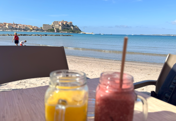 Cocktail plage privée Calvi